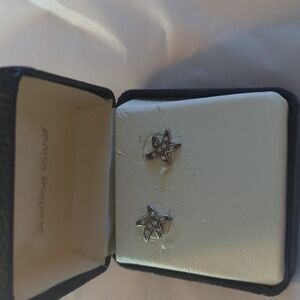 Sterling Silver Star Earrings.  NWOT Sale